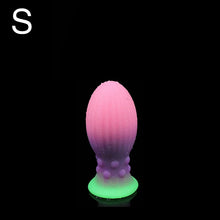 Load image into Gallery viewer, Luminous Huge Anal Plug With Suction Cup